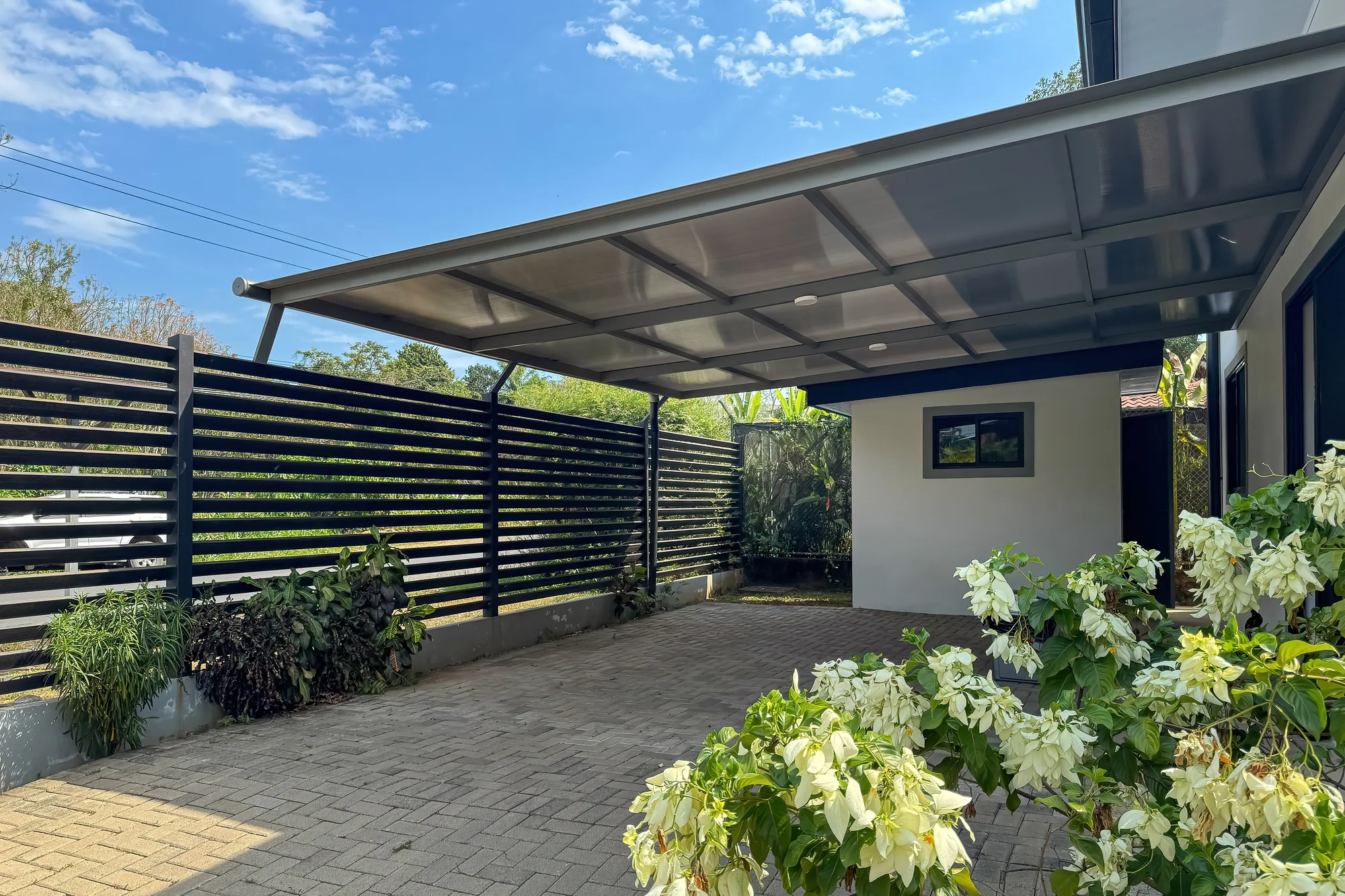 Quepos 13 — property cover