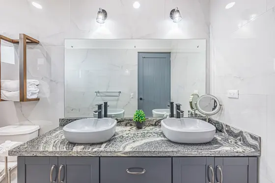 Casa Montaña — bathroom