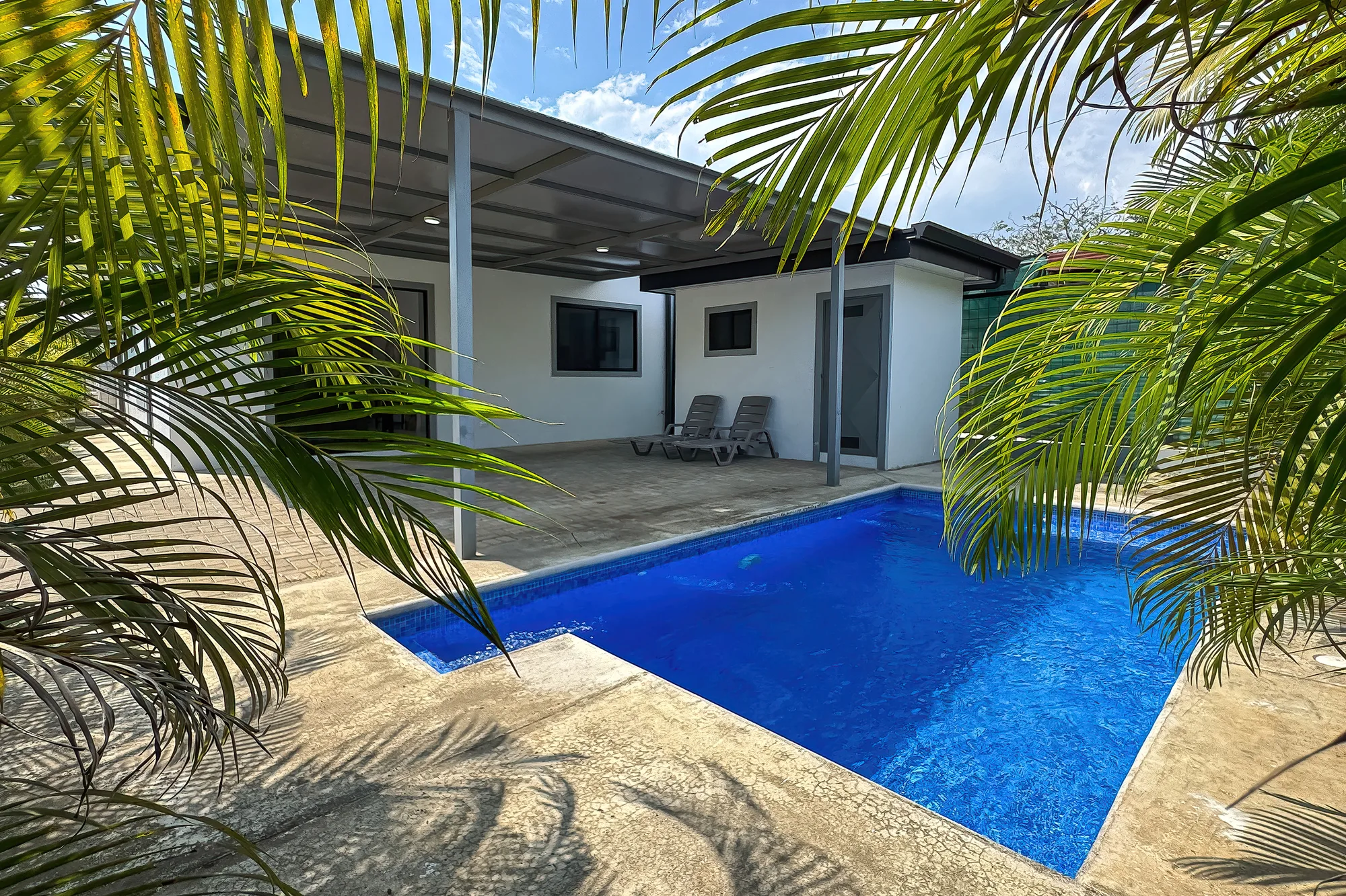 Quepos 8 — property cover