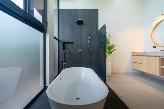 Lions Gate — bathroom