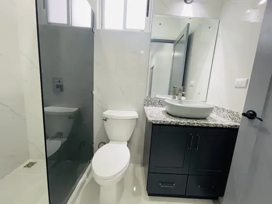 Jardín del Sol — bathroom