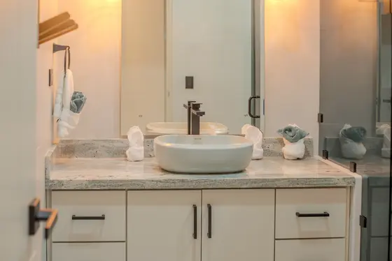 Riverbend Design 2 — bathroom