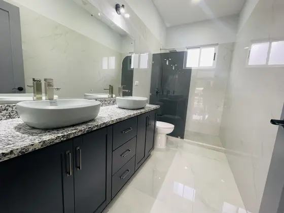 Jardín del Sol — bathroom