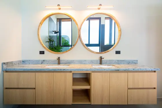 Lions Gate — bathroom